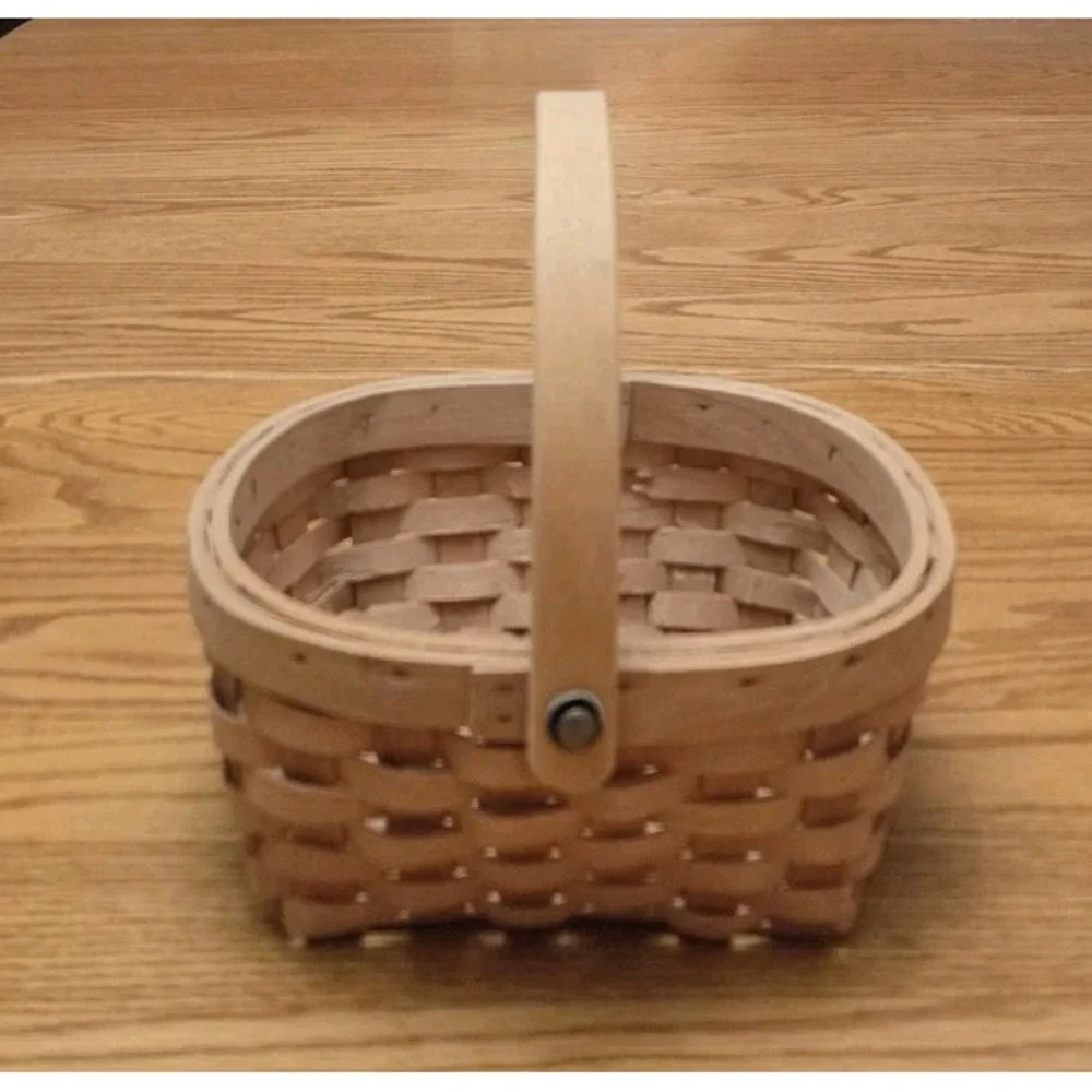 Vintage Wicker Gathering Basket with Handle Small 8